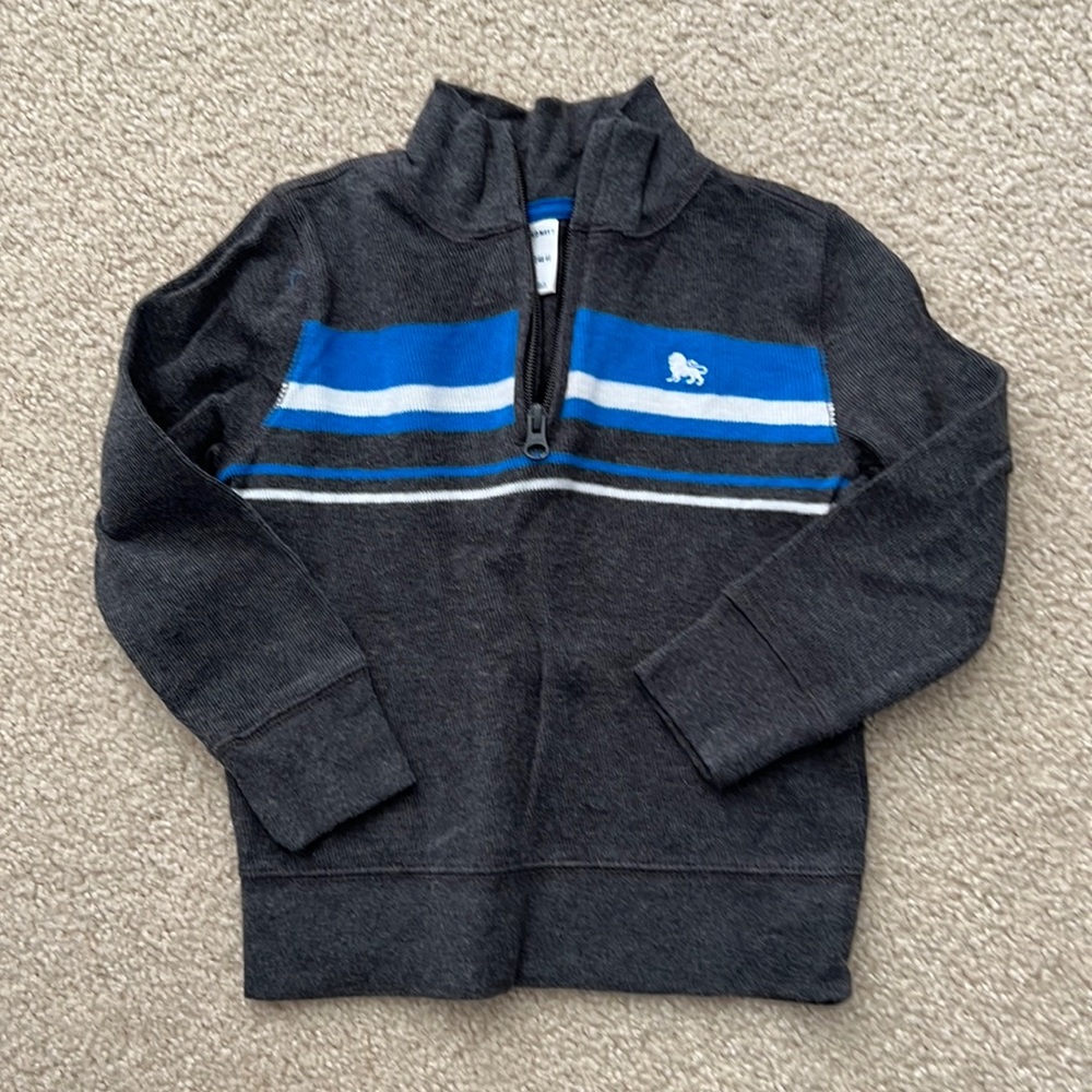 Boys Old Navy Sweater, size 4T